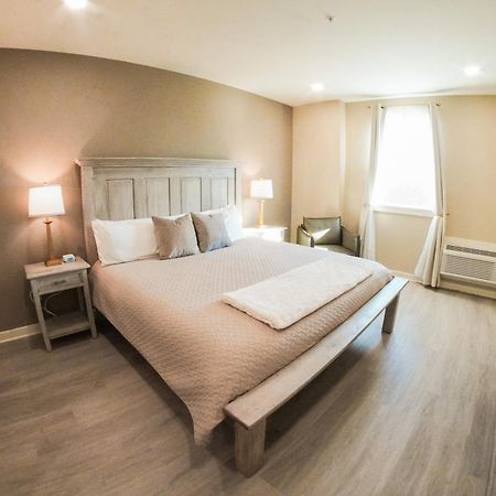 Hotel Whiskey In 패스커굴라 외부 사진